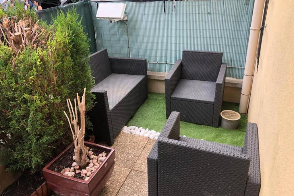 Amilly Park 6 Personnes 2 Chambres Pk Prive En Sous Sol 세리스 외부 사진