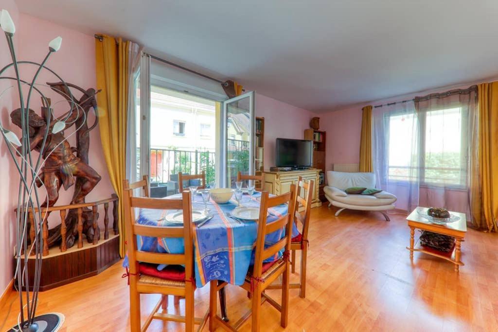 Amilly Park 6 Personnes 2 Chambres Pk Prive En Sous Sol 세리스 외부 사진